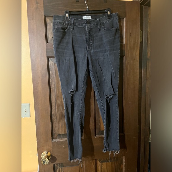 Madewell 9'' High Rise Skinny Jeans Washed Black Distressed Ripped Knee Size 32P - Picture 4 of 7